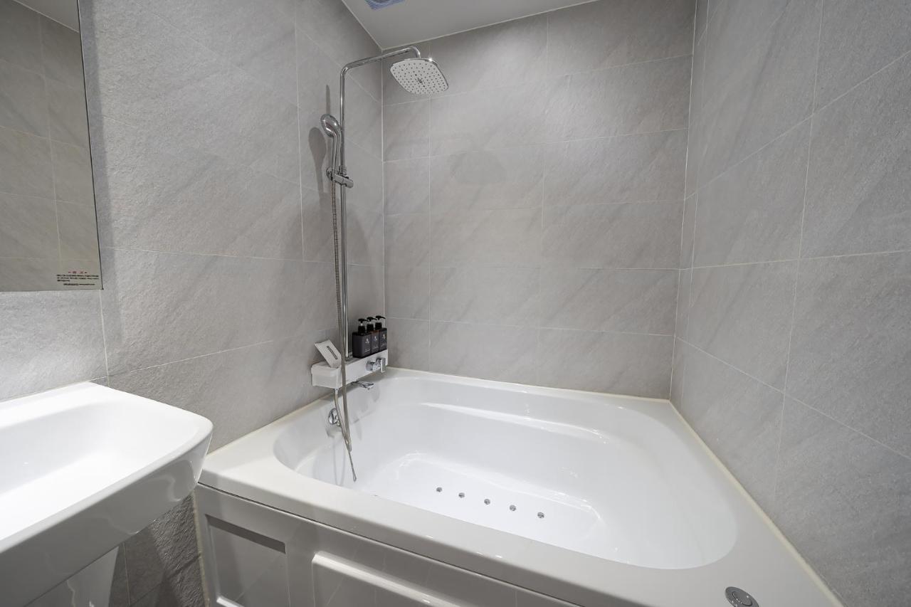 The Nox Hotel Suwon Esterno foto